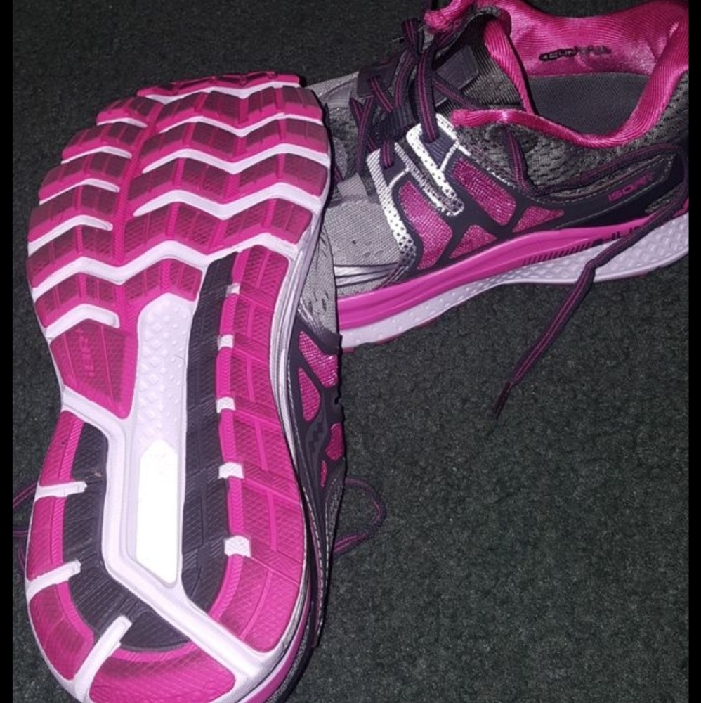 Saucony running shoes